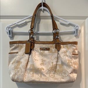 COACH Horse And Carriage Tote Purse